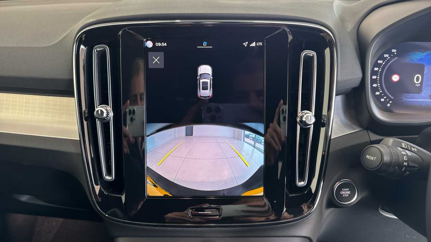 Used Volvo XC40 2025 for sale - 77778984: Photo 19