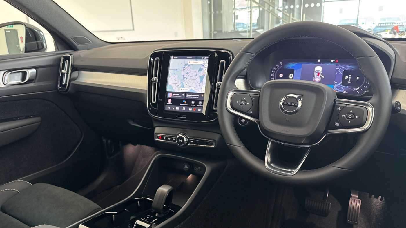 Used Volvo XC40 2025 for sale - 77778984: Photo 5