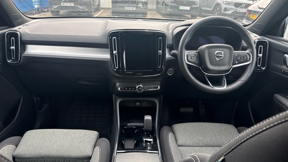 Used Volvo XC40 2023 for sale - 78209722: Photo 5