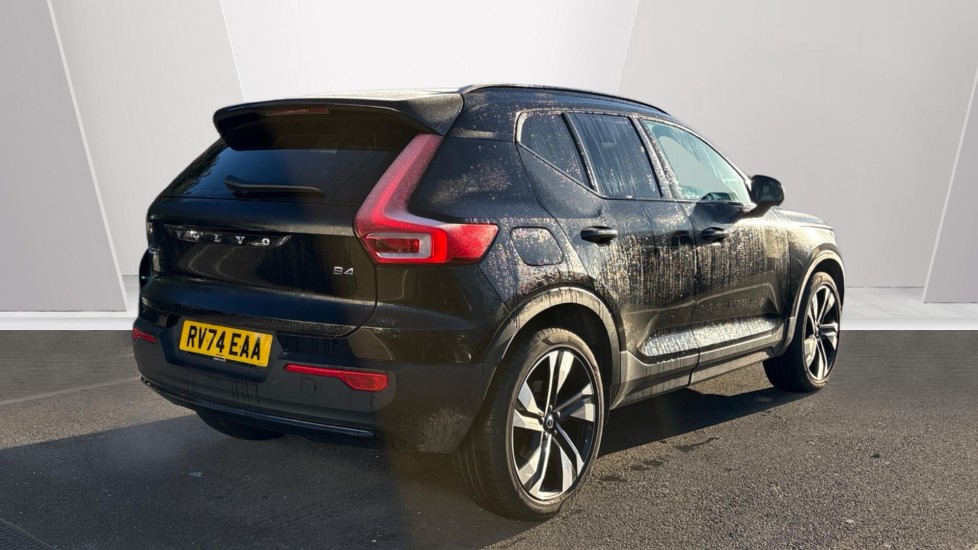 Used Volvo XC40 2024 for sale - 77157746: Photo 2