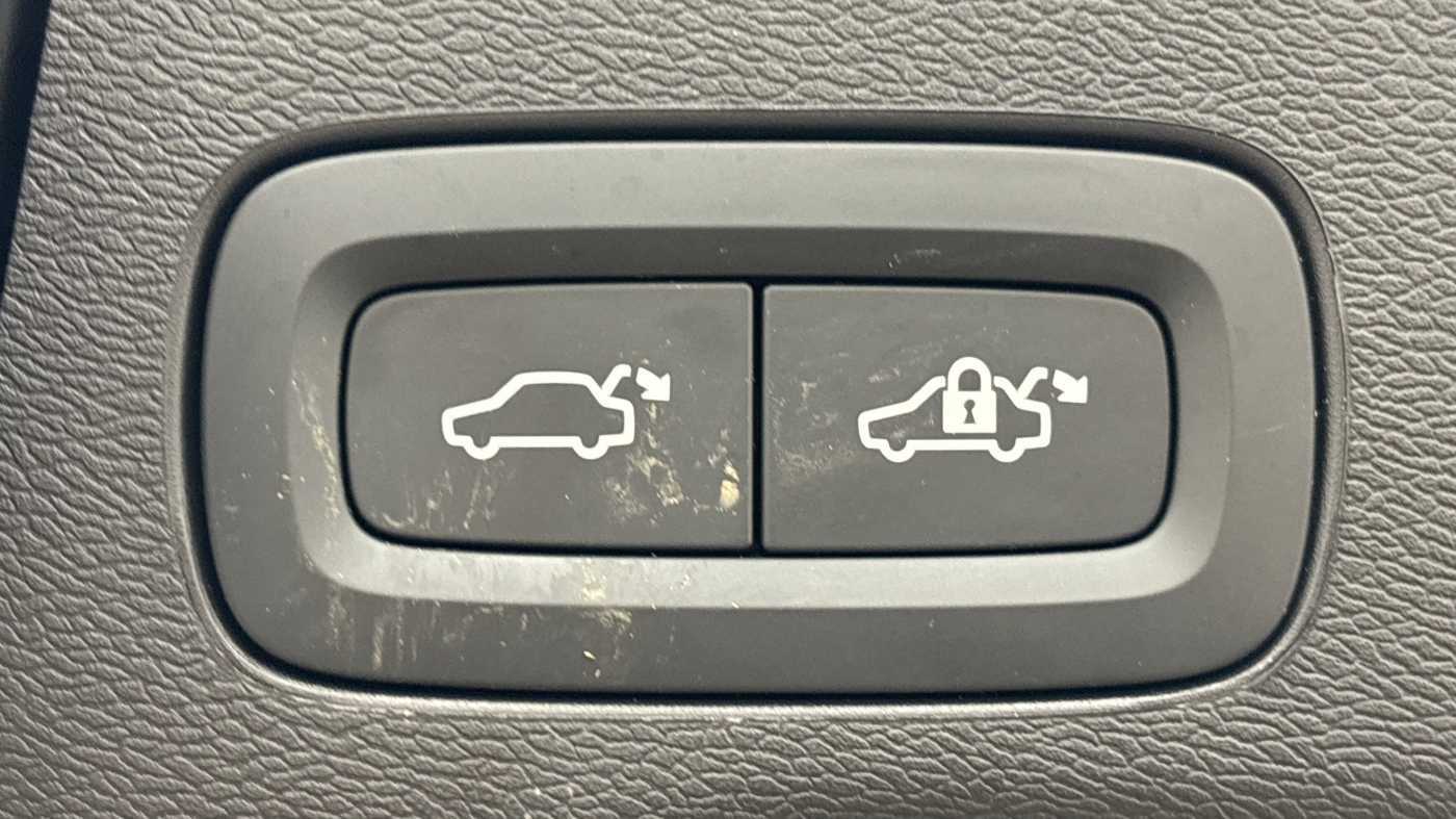 Used Volvo XC60 2025 for sale - 78139296: Photo 19