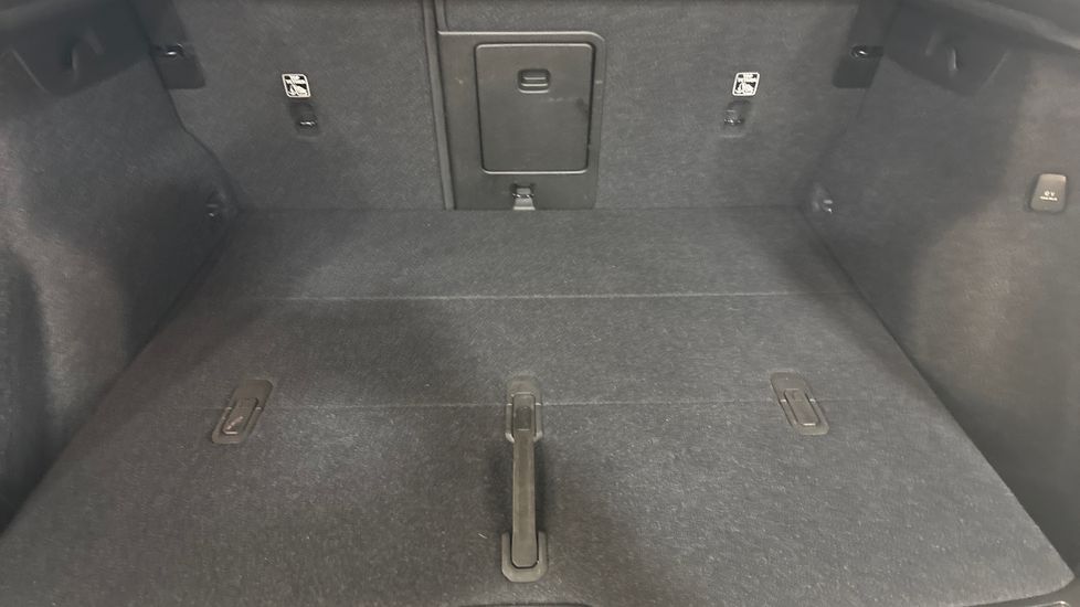 Used Volvo XC40 2025 for sale - 78209728: Photo 5