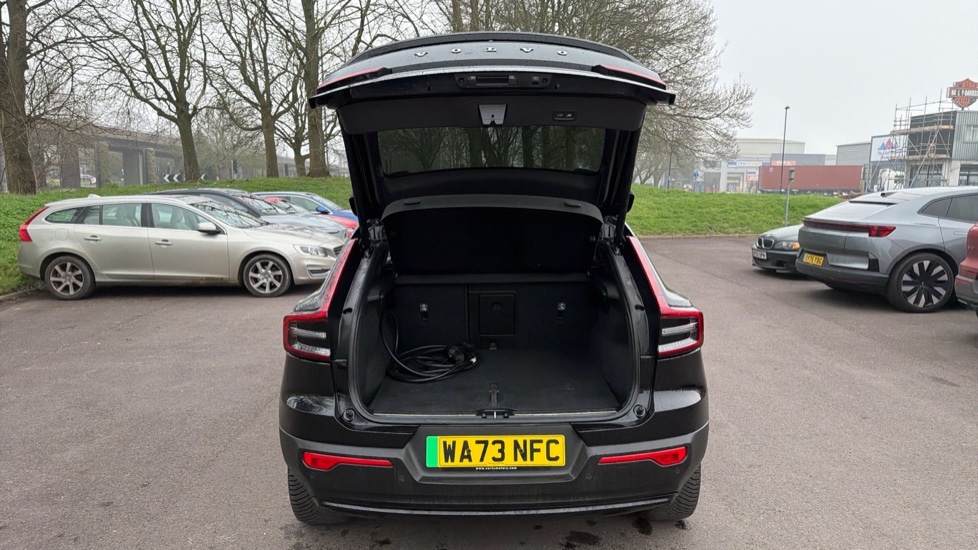 Used Volvo C40 2023 for sale - 77826400: Photo 13