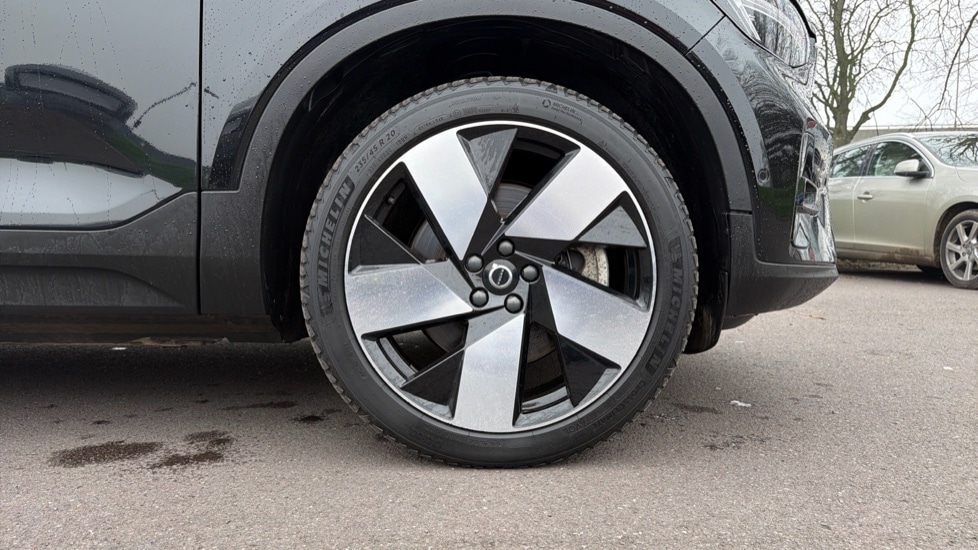 Used Volvo C40 2023 for sale - 77826400: Photo 9