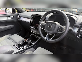 Used Volvo XC40 2023 for sale - 78381375: Photo