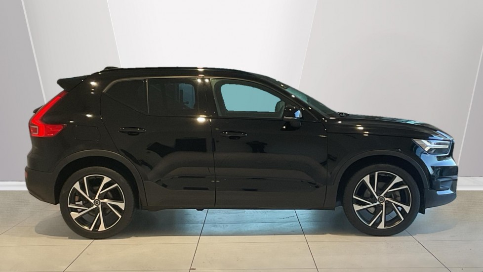 Used Volvo XC40 2021 for sale - 76807368: Photo 3