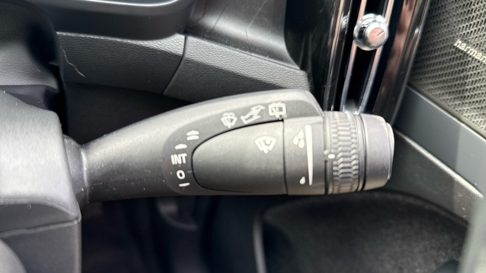 Used Volvo XC40 2023 for sale - 78213067: Photo 20