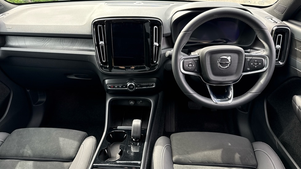 Used Volvo XC40 2023 for sale - 78213067: Photo 5