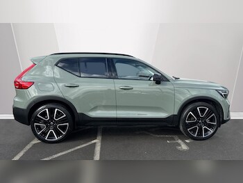 Used Volvo XC40 2025 for sale - 77721526: Photo