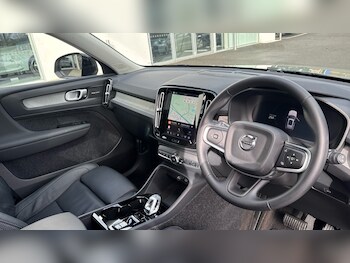 Used Volvo XC40 2025 for sale - 77721526: Photo