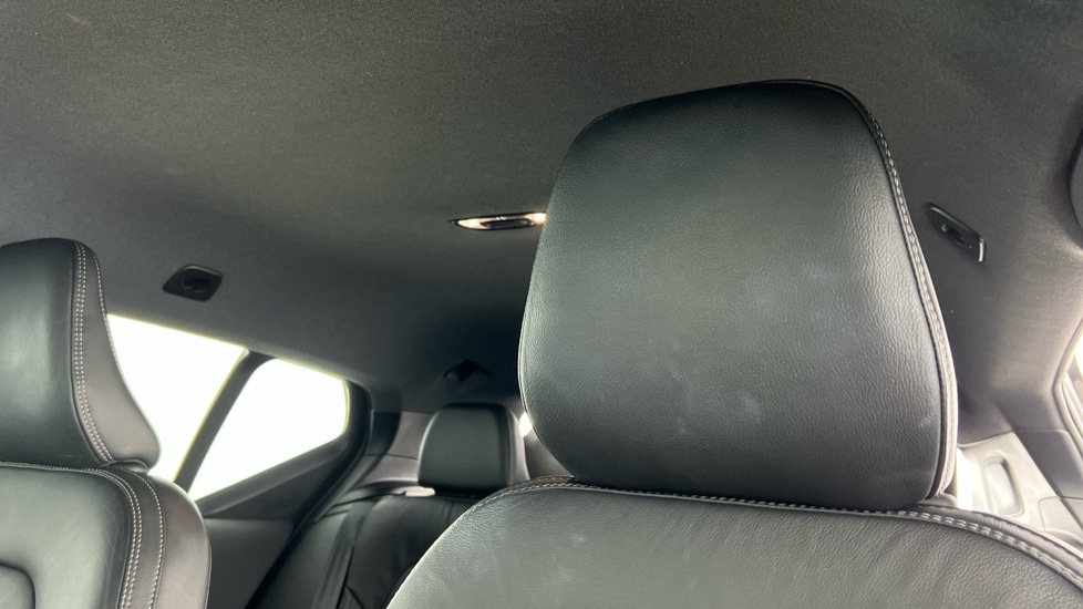 Used Volvo XC40 2021 for sale - 78198644: Photo 11