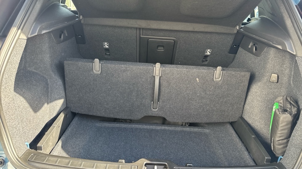 Used Volvo XC40 2023 for sale - 77901501: Photo 21