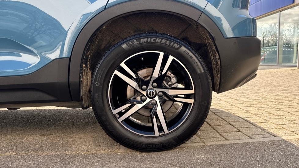 Used Volvo XC40 2023 for sale - 77901501: Photo 9