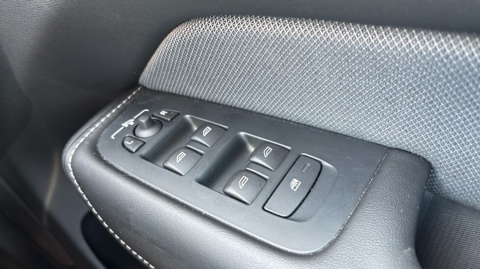 Used Volvo XC60 2022 for sale - 78209744: Photo 23