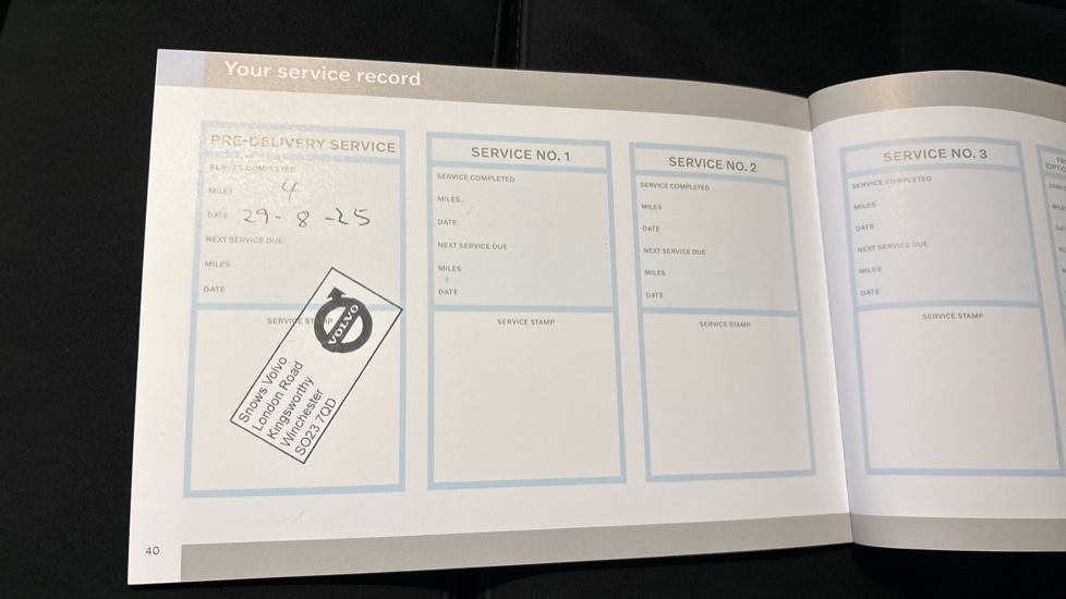 Used Volvo XC40 2025 for sale - 77151946: Photo 15