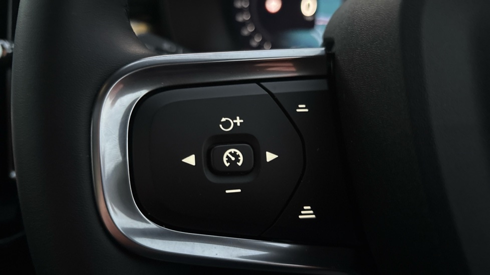 Used Volvo XC40 2025 for sale - 77151946: Photo 19