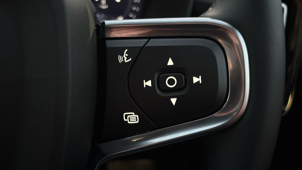 Used Volvo XC40 2025 for sale - 77151946: Photo 20