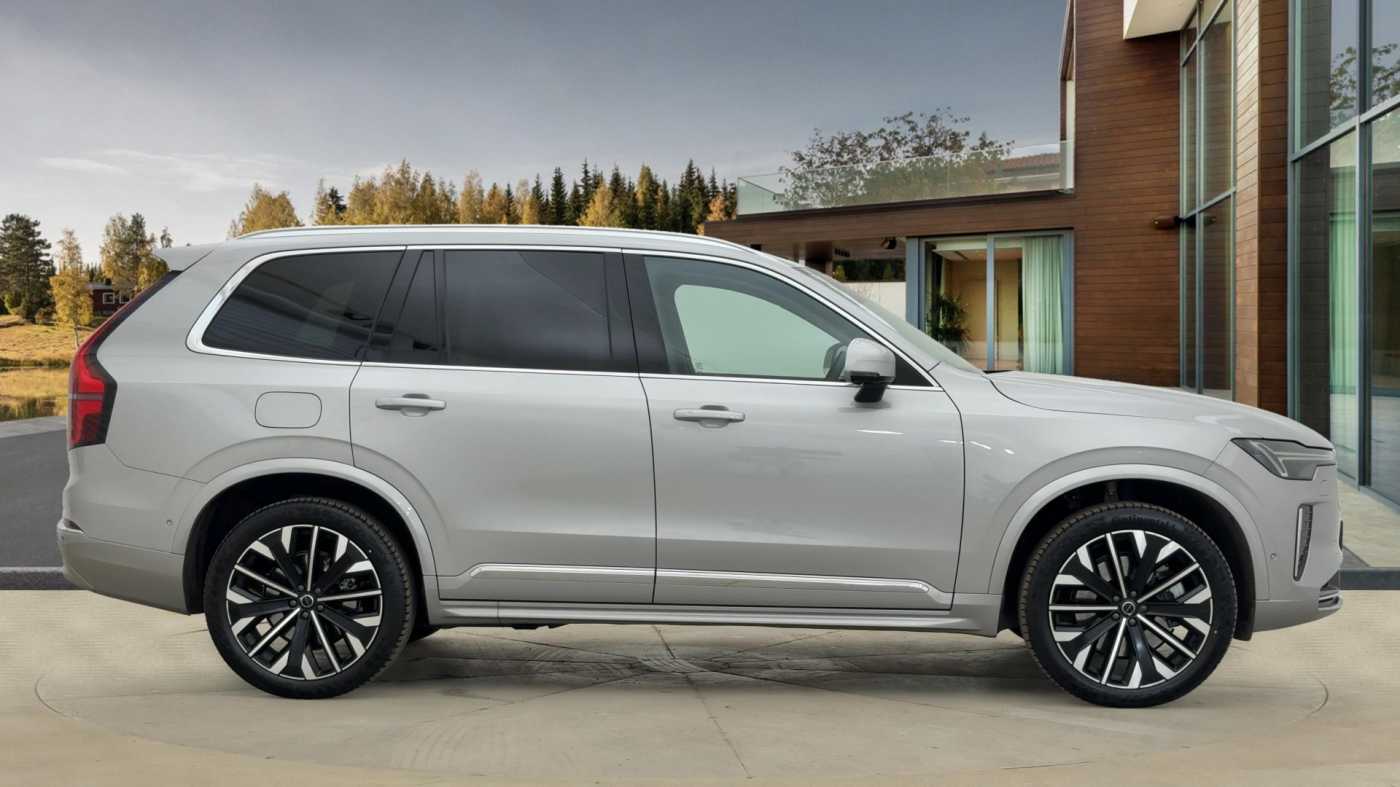 Used Volvo XC90 2025 for sale - 76679249: Photo 2