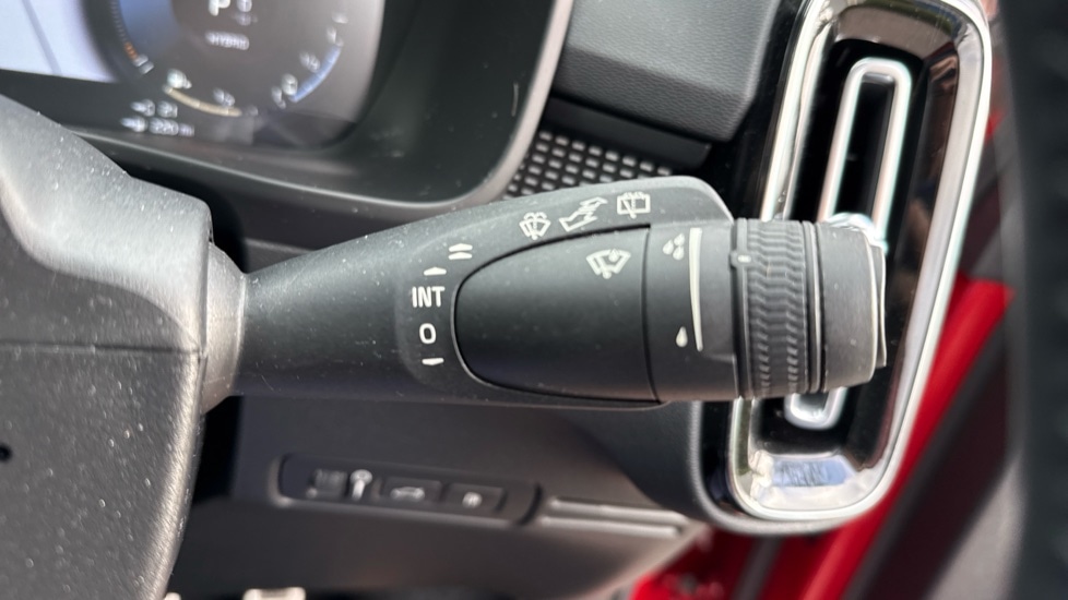 Used Volvo XC40 2021 for sale - 76722655: Photo 22