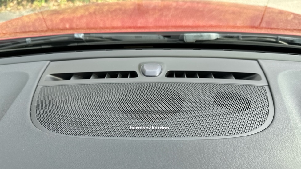 Used Volvo XC40 2021 for sale - 76722655: Photo 24