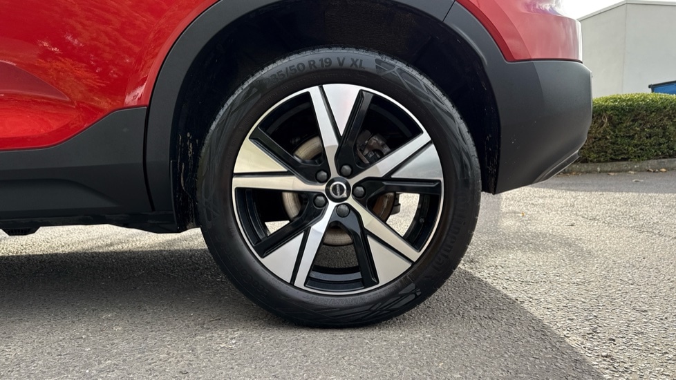 Used Volvo XC40 2021 for sale - 76722655: Photo 9