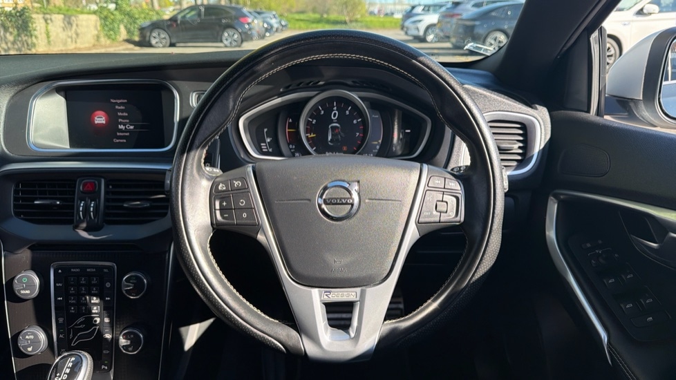 Used Volvo V40 2018 for sale - 78198639: Photo 10