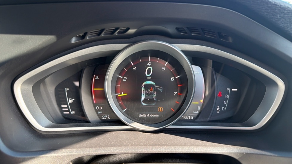 Used Volvo V40 2018 for sale - 78198639: Photo 11