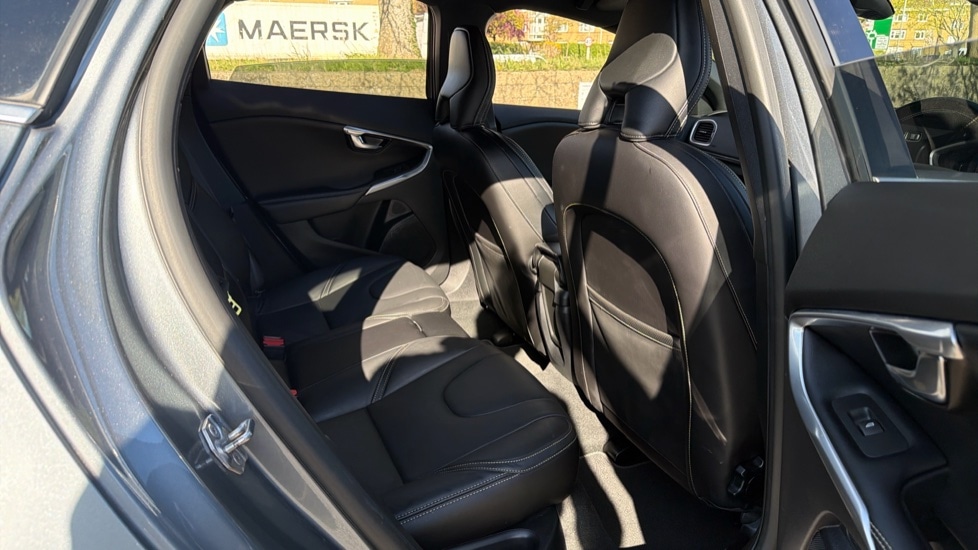 Used Volvo V40 2018 for sale - 78198639: Photo 9