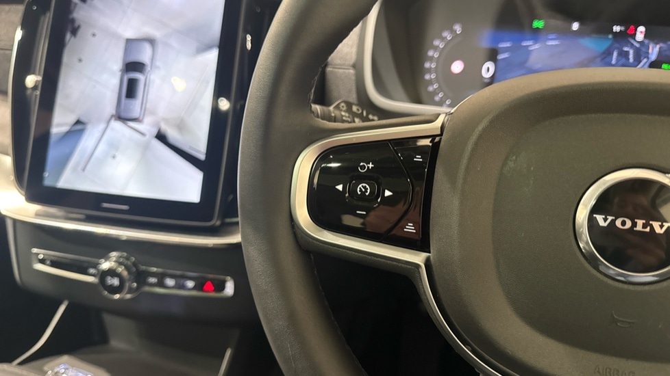 Used Volvo XC90 2025 for sale - 77303875: Photo 19