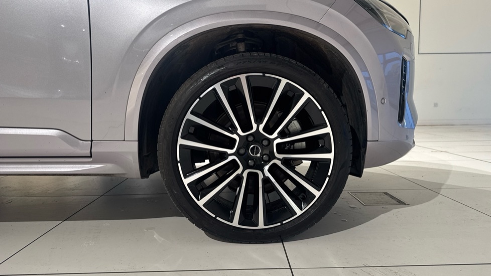 Used Volvo XC90 2025 for sale - 77303875: Photo 9