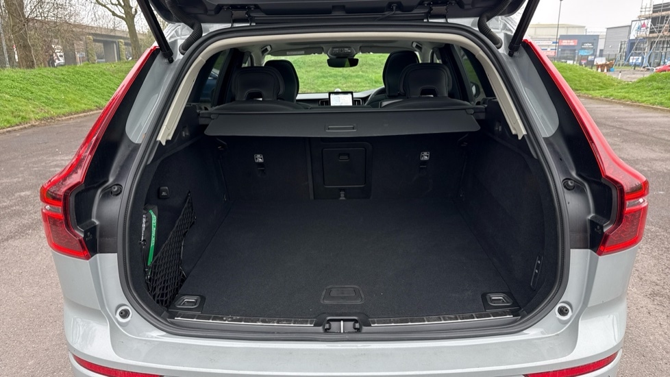 Used Volvo XC60 2025 for sale - 78140369: Photo 13