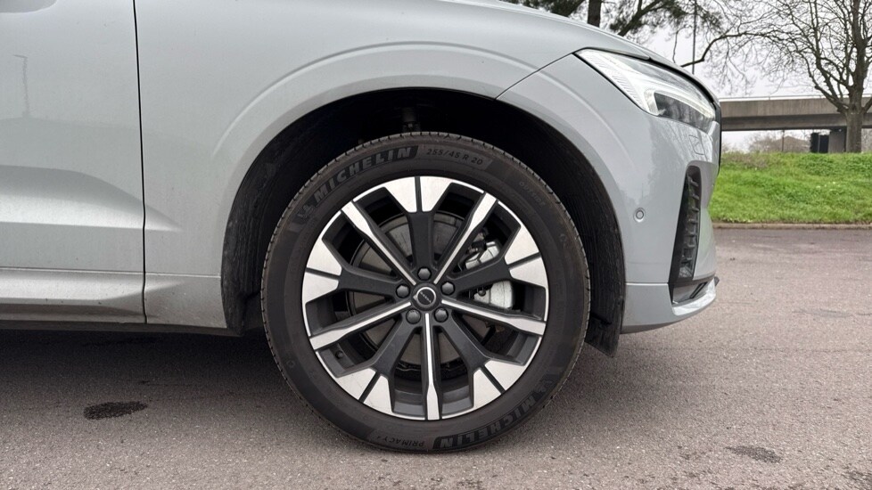 Used Volvo XC60 2025 for sale - 78140369: Photo 9