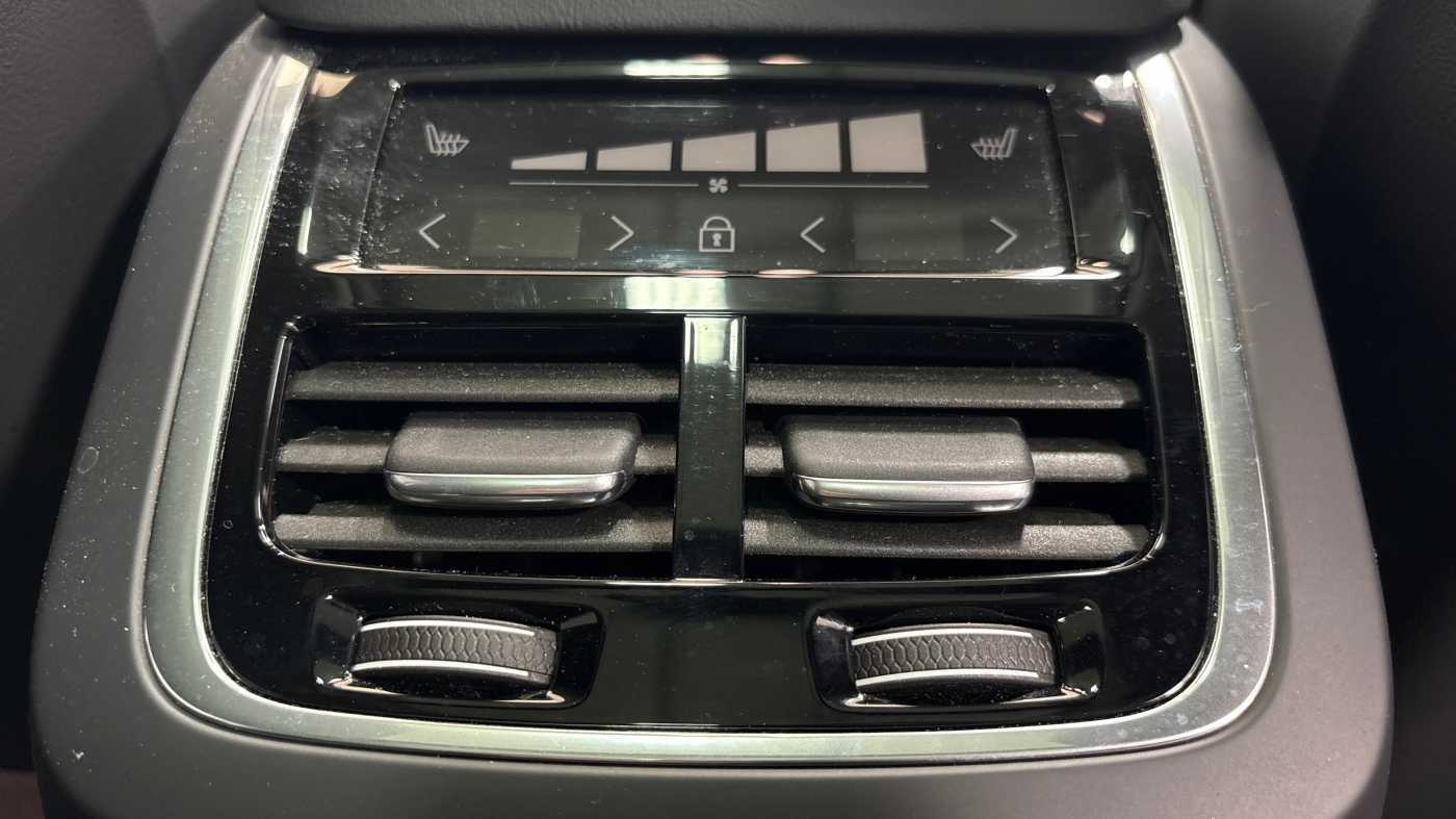 Used Volvo XC90 2025 for sale - 77018186: Photo 17