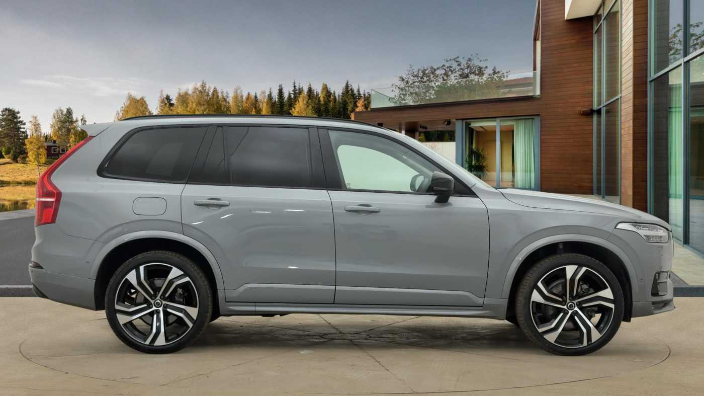 Used Volvo XC90 2025 for sale - 77018186: Photo 2