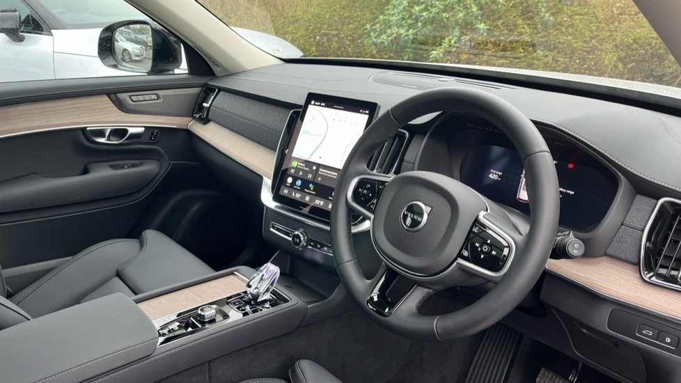 Used Volvo XC90 2025 for sale - 77901508: Photo 4