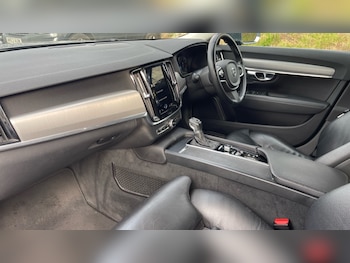Used Volvo V90 2019 for sale - 77789598: Photo
