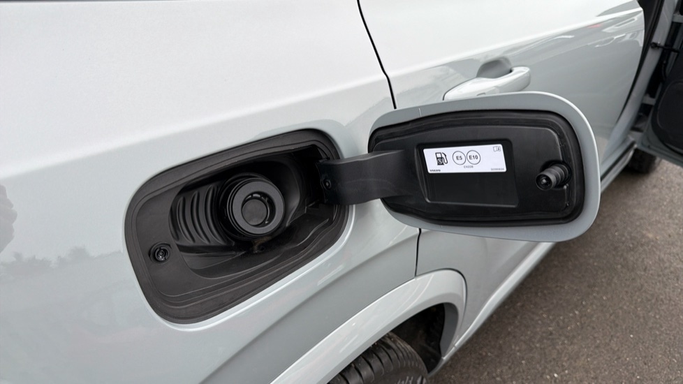 Used Volvo XC90 2025 for sale - 77073293: Photo 15