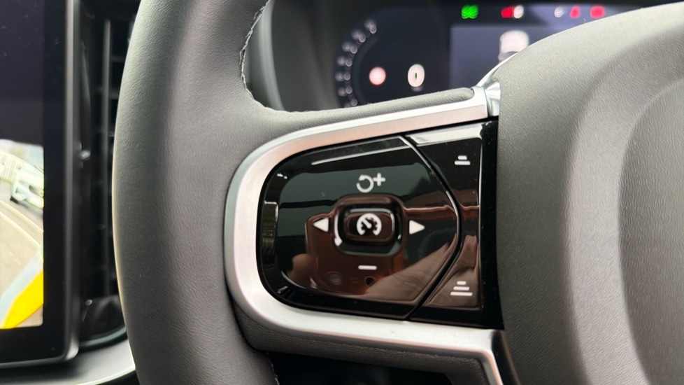 Used Volvo XC90 2025 for sale - 77073293: Photo 20