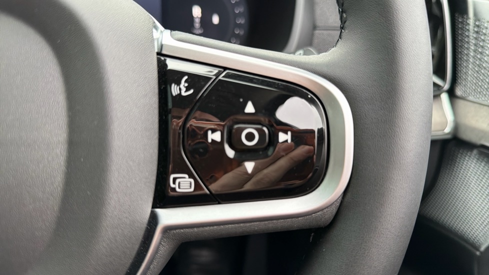 Used Volvo XC90 2025 for sale - 77073293: Photo 21