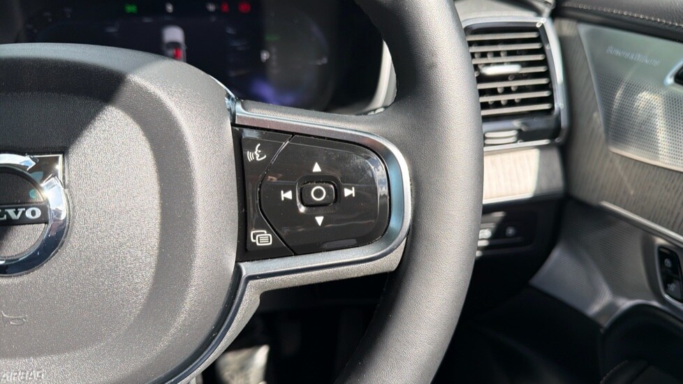 Used Volvo XC90 2023 for sale - 78223419: Photo 21