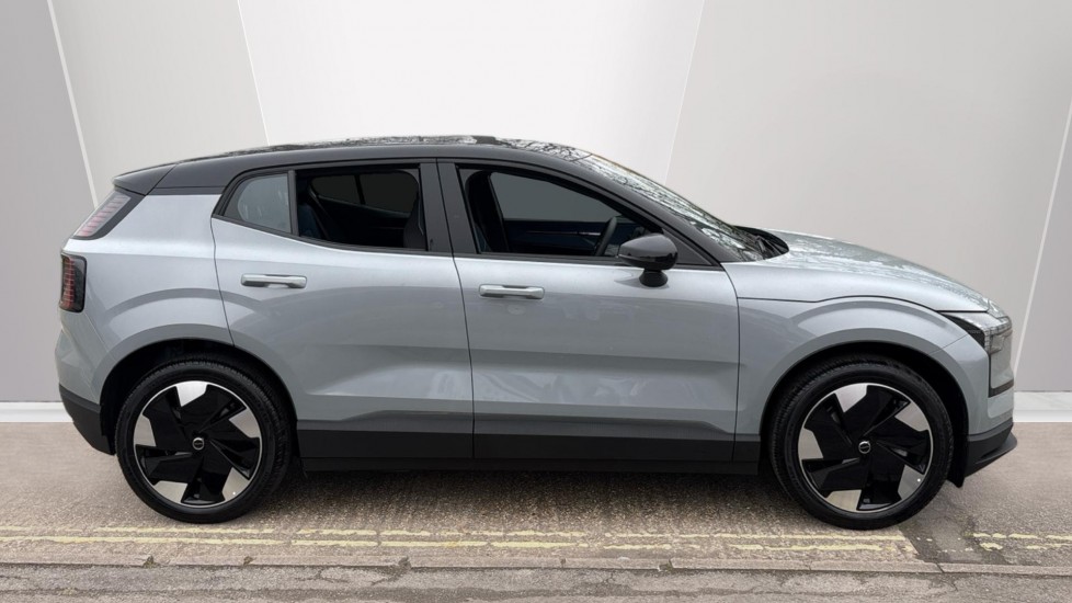 Used Volvo EX30 2025 for sale - 77809931: Photo 3