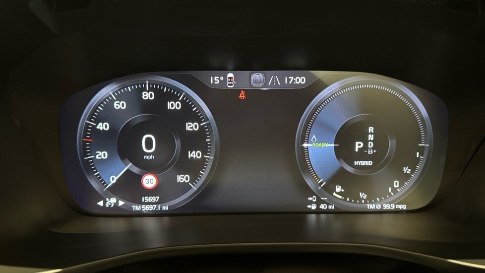 Used Volvo XC40 2023 for sale - 76675824: Photo 11