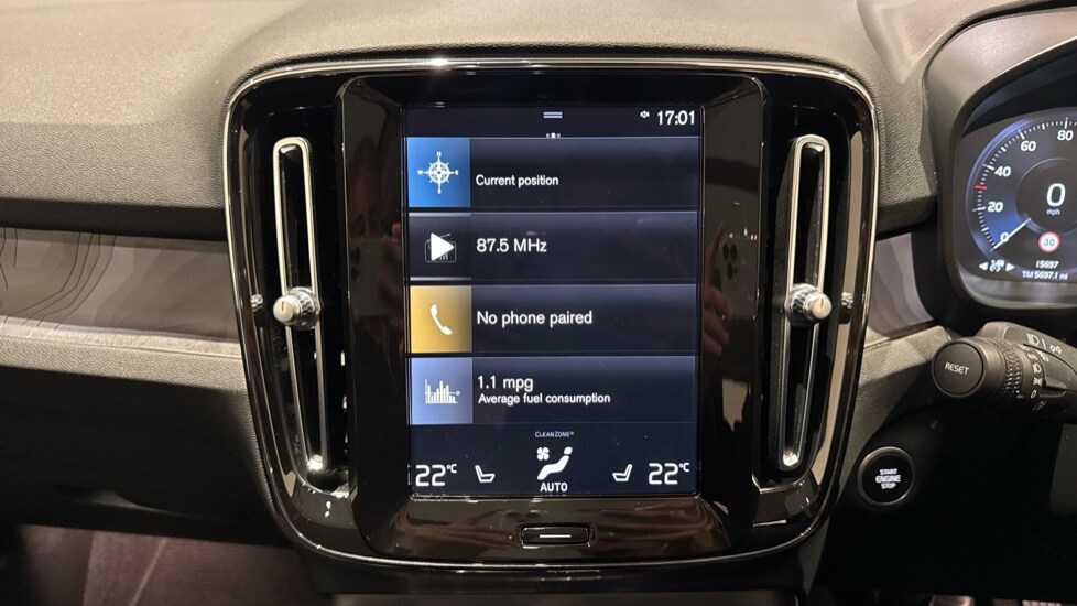 Used Volvo XC40 2023 for sale - 76675824: Photo 12