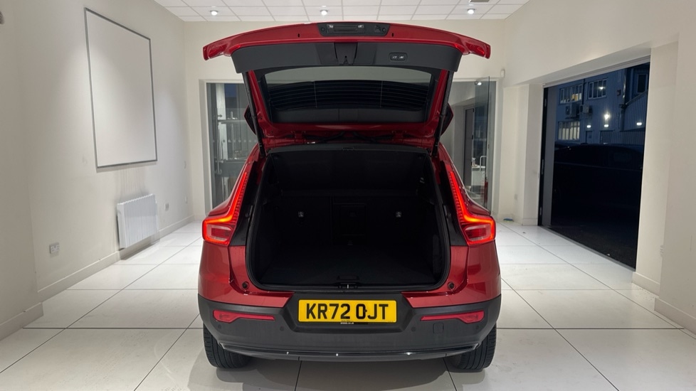 Used Volvo XC40 2023 for sale - 76675824: Photo 13