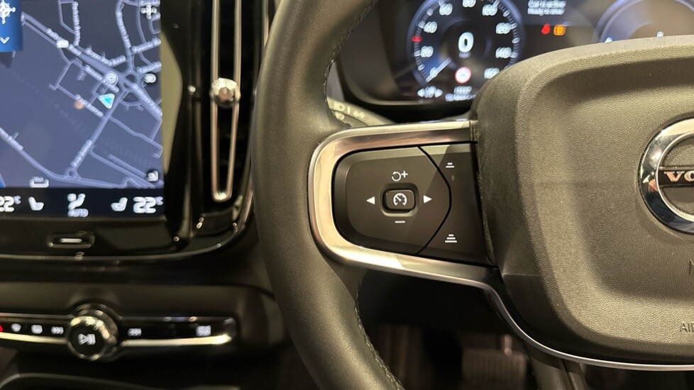 Used Volvo XC40 2023 for sale - 76675824: Photo 19