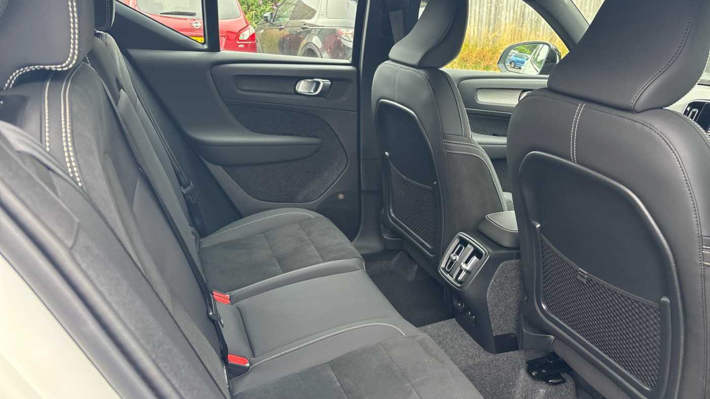 Used Volvo XC40 2024 for sale - 78202431: Photo 10