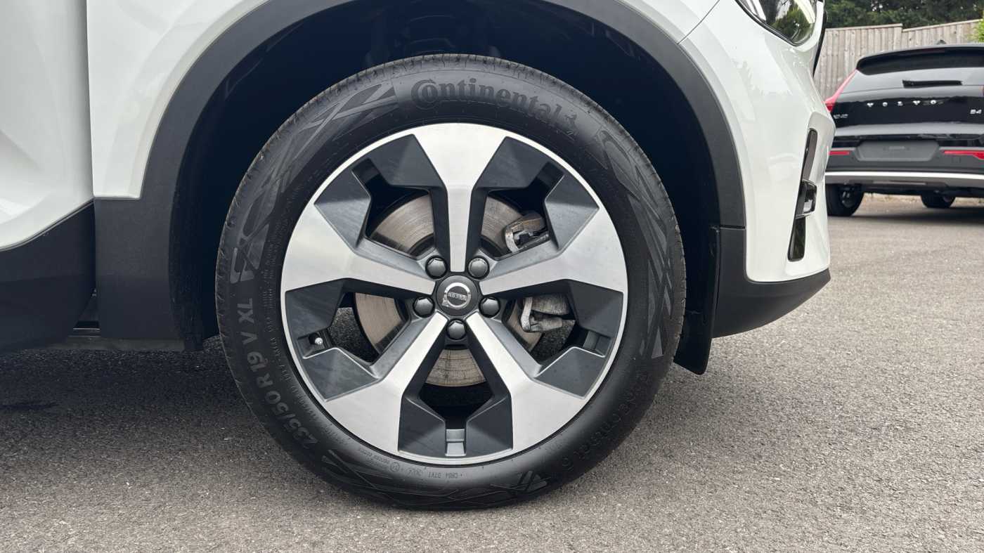 Used Volvo XC40 2024 for sale - 78202431: Photo 11