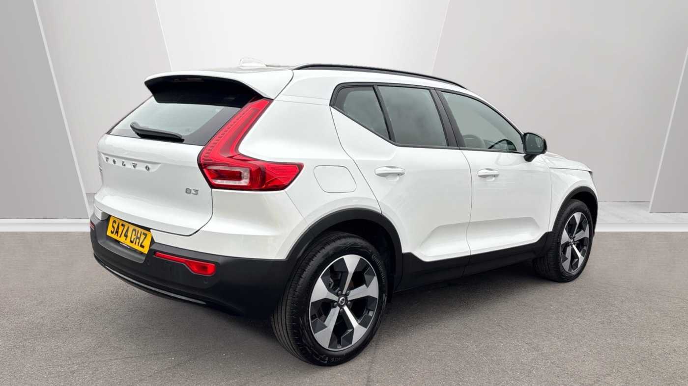 Used Volvo XC40 2024 for sale - 78202431: Photo 2