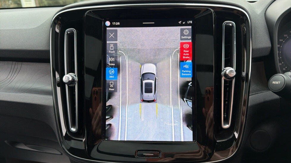 Used Volvo XC40 2022 for sale - 78211821: Photo 17