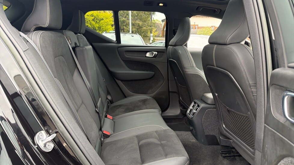 Used Volvo XC40 2022 for sale - 78211821: Photo 6